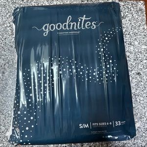 NEW Goodnites 33 Count s/m